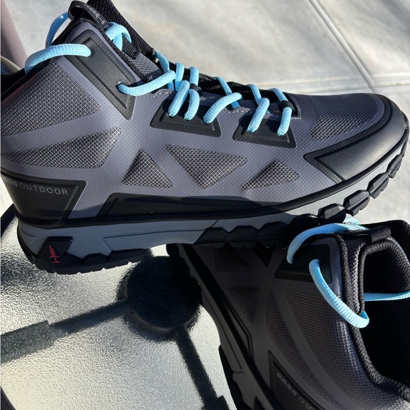 GH Bass Outdoor Boots with Light Blue Accents New With Tags 99.00 - Picture 5 of 14